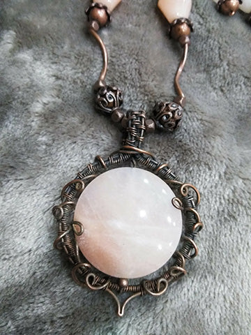 Wire Peach Aventurine Necklace Set