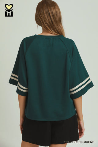 LUXEKNIT Contrast Stripe Raglan Sleeve Top