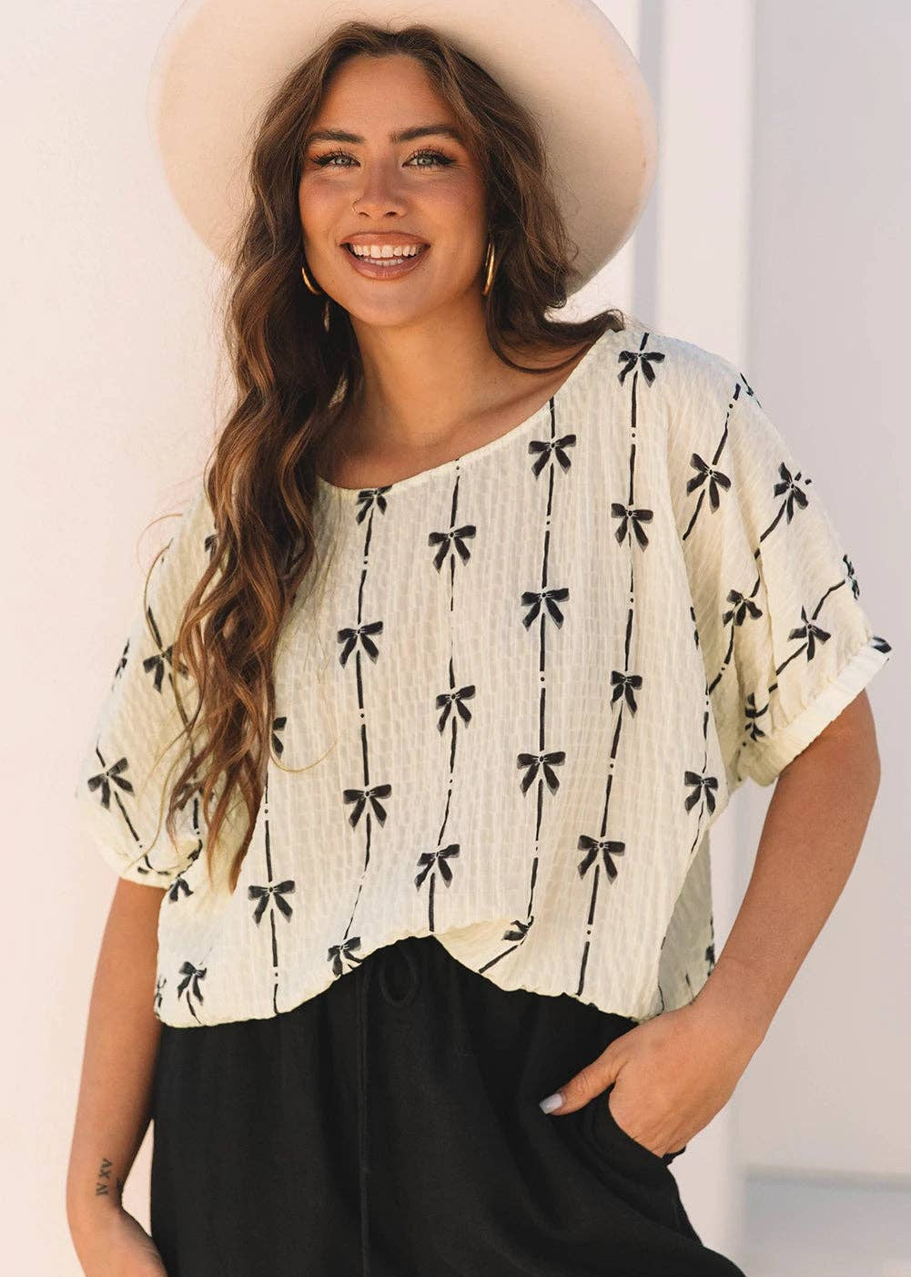 🎀 Charmline: Puff Sleeve Bow Blouse