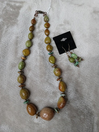 Chinese Turquoise Necklace Set