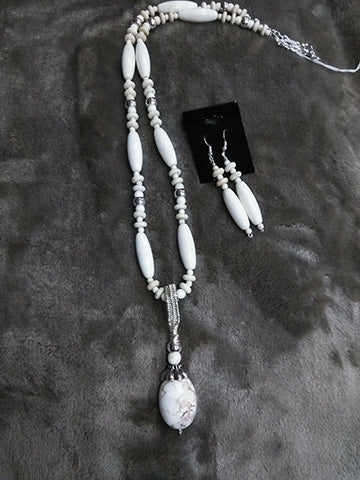 Long Bead Pendant Necklace Set